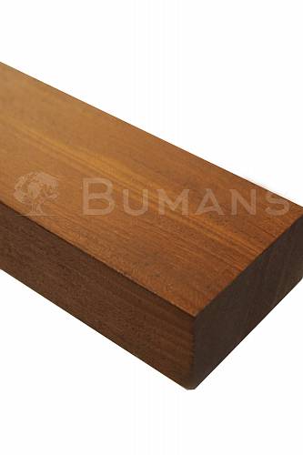 Шпон натуральный AB толщина 0,6 мм из ореха американского